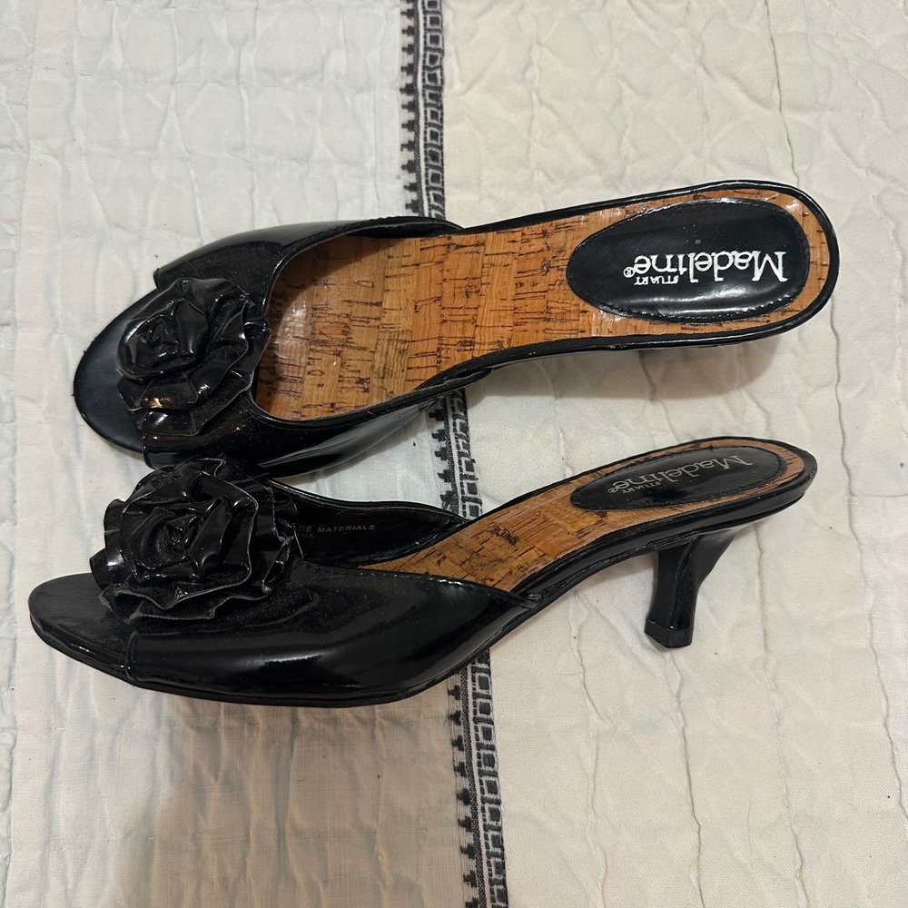 Madeline Stuart Shae Kitten Heel Mules Black Patent Rosette Floral Peep Toe 8